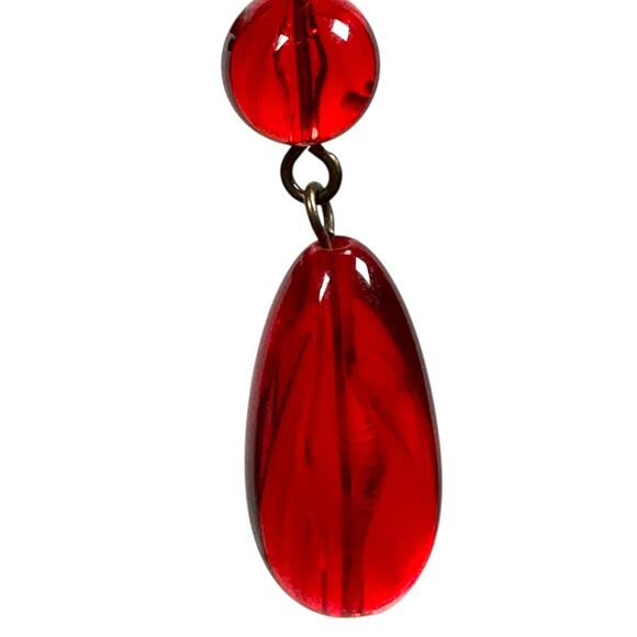 Vintage Women's Fashion Costume Jewelry Drop Dangle Earrings Gold Tone Red Bead - Picture 3 of 6